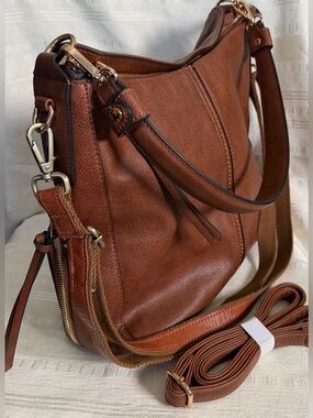 Realer Cognac Faux Leather 3-Strap Convertible Shoulder Crossbody Tote NWOT